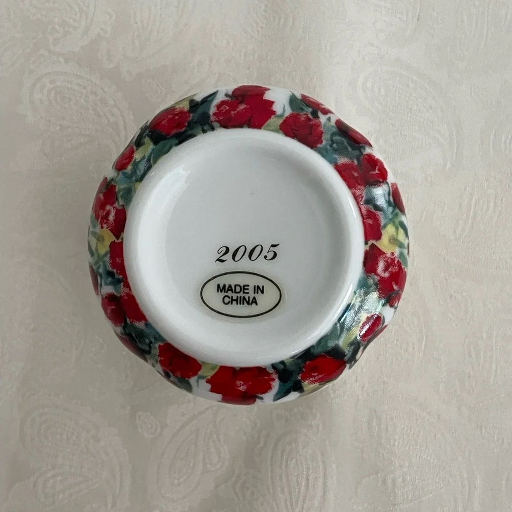 Vintage Ben Bridge Red Roses Porcelain Ring Holder/Trinket Box
